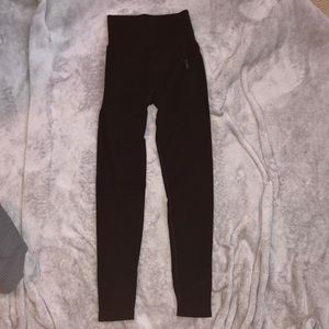 Black Gymshark leggings